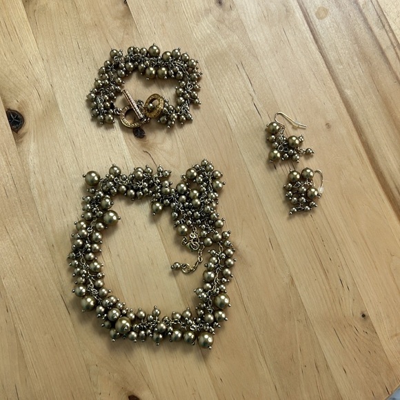 Premier Designs Beaded Necklace Bracelet Earrings Gold Tone Cluster Demi-Parue - Picture 2 of 12